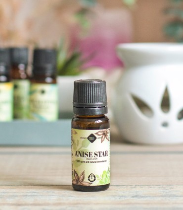 Anise star pure essential oil